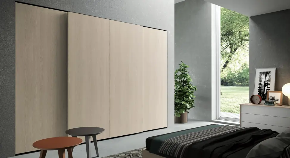 camera-da-letto-con-armadio-di-legno